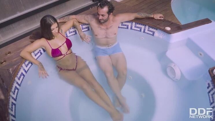 [DDFNetwork] - Susy Gala’s Wet Pool Workout - Big Tits & Big Ass Action - Susy Gala