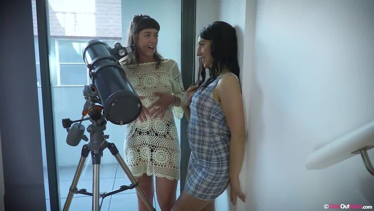 [GirlsOutWest] - Loretta Wolf & Violet Russo – Pussy Licking & Sex Toys