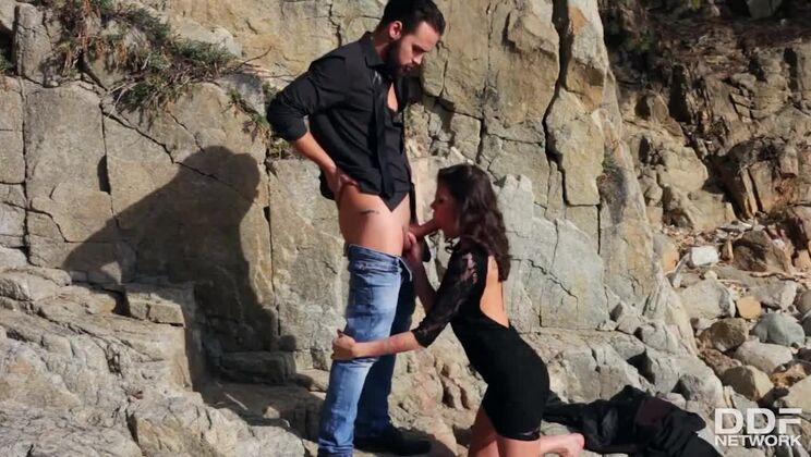 [OnlyBlowjob] - Verona Sky Beach BJ with Lingerie & High Heels - Verona Sky