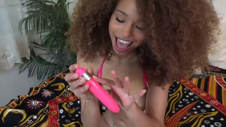 Cecilia Lion Ebony Solo Orgasm with Vibrator