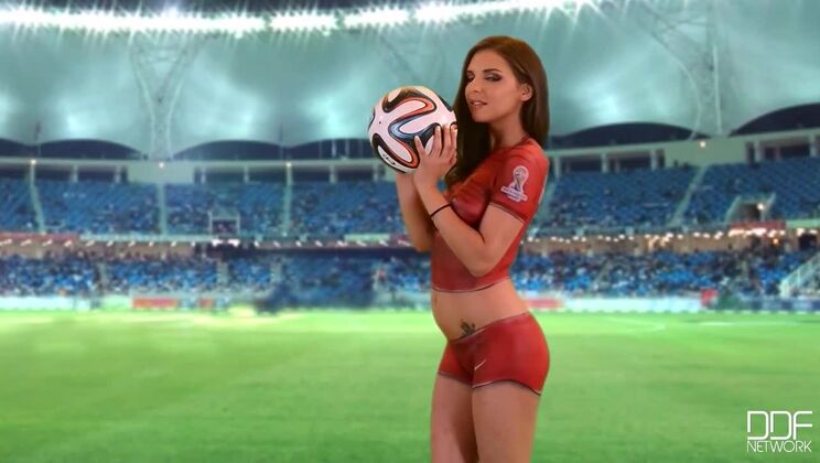 Henessy’s Medium Tits & Tattooed Moves: Russian Brunette Outdoors