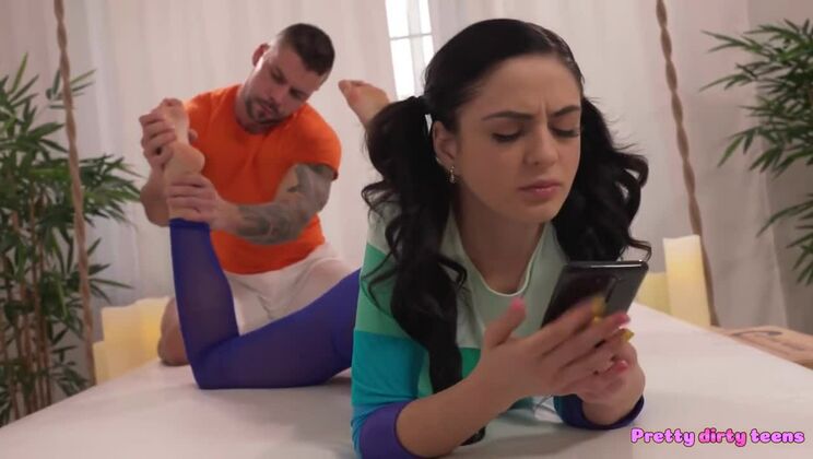 [PrettyDirtyTeens] - Teen Brunette Gets Fucked on Massage Table - Mia Trejsi - Mia Trejsi