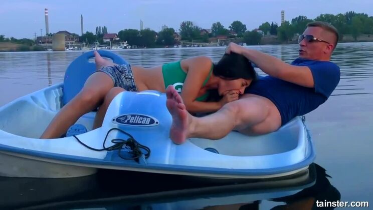 Shrima Malati Gives Deepthroat On The Boat