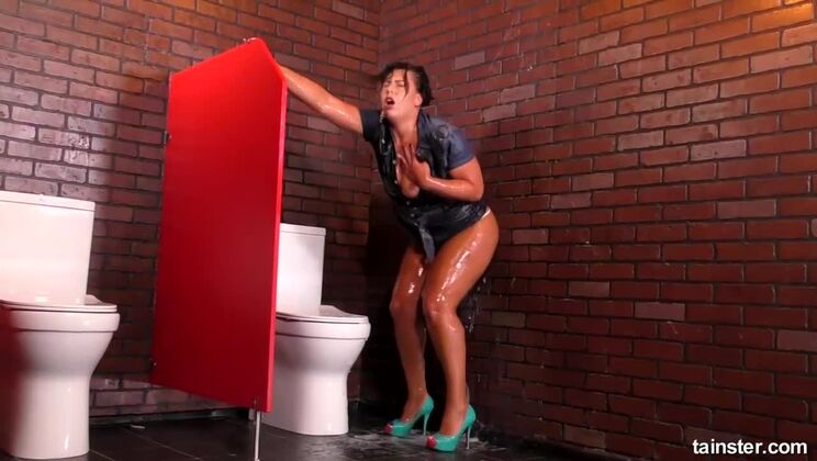 [Tainster] - Cum-Shooting Dildo Drives Aisha Bahadur Crazy