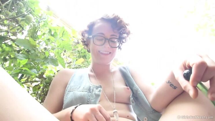 POV Squirting with Rosie Outdoors