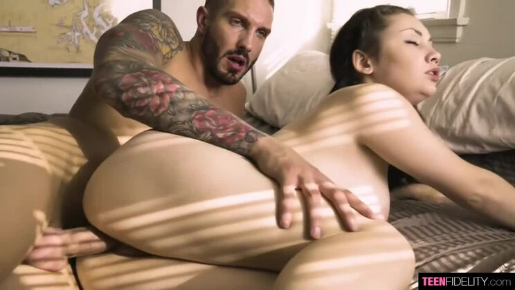 Young Lenna Lux Gets It From Quinton James