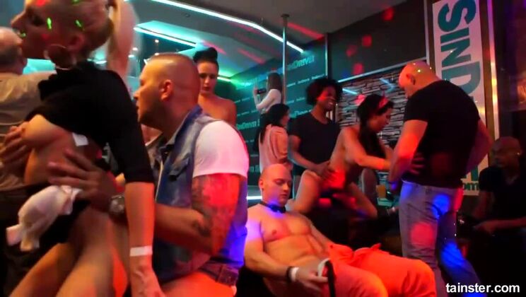 [Tainster] - Ebony, Blonde, Brunette: Amirah Adara, Mia Blond, Kate Gold - Amirah Adara - Tiffany Doll - Victoria Puppy - Alexis Crystal - Kattie Gold - Cynthia Vellons - mia blond