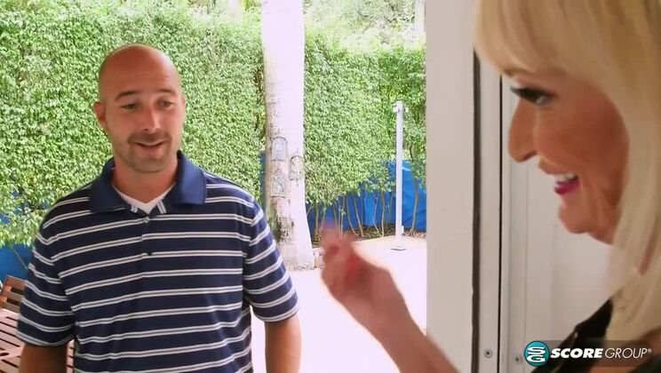 [60PlusMILFs] - Leah LAmour's Husband Watches Her Get Fucked by Another - Leah LAmour