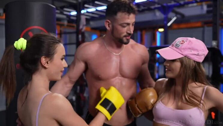 [RoccoSiffredi] - Italian Girl with Big Tits and Tattoo