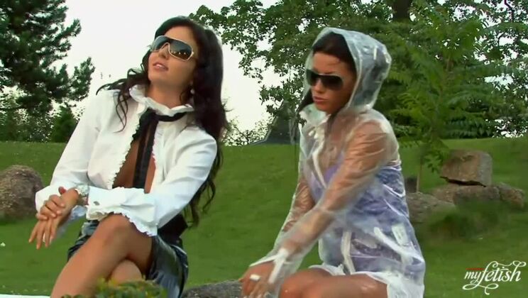 [Tainster] - Wet and Fiery: Lesbian Brunettes in Action - Tea - Billy Raise