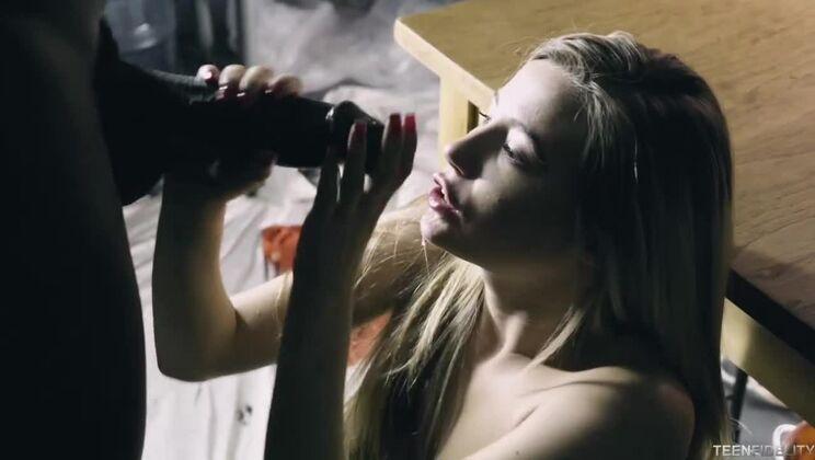 [TeenFidelity] - Blonde Carolina Sweets in Cumshot Frenzy - Carolina Sweets - Jason Brown