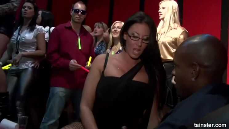 [Tainster] - Wild Group Sex with Samantha Rox, Dorina Golden & Vivien1 - Disco Madness - Emma Butt - Isabella Chrystin - Lussy - Cindy Hope - Angelica Kitten - Nessa Devil - Leony aprill - Simon - Dorina Gold - Vivien1 - Sandra De Marco - Engel White - Carmen1 - Koleta - Samantha Rox