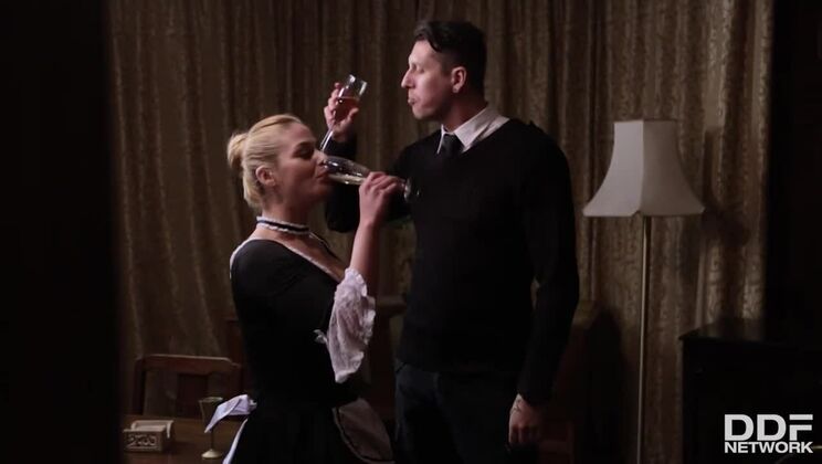 [DDFNetwork] - Cathy Heaven's Big Cock Fucking: A Blonde MILF's Delight - Cathy Heaven