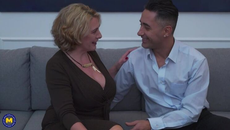 Mature Camilla Enjoys Creampie, Anal, and Squirting!