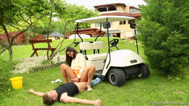 Golden Girls: Valentina Ross and Bella Anne Get Wet