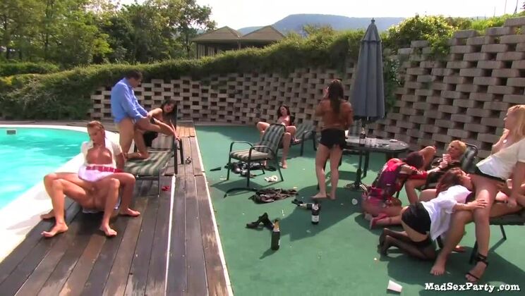 [Tainster] - Pool Party with Lulu, Veronica, and Natalie - Vol. 1 Part 3