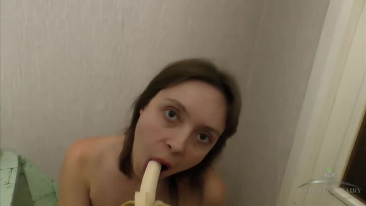 [AuntJudys] - Sabrina's Fruit Eating Amateur Video - Genevieve Sinn