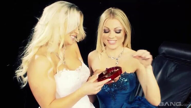 Cindy's Big Tits and Mel Rook's Desire