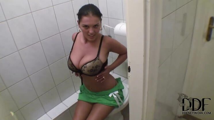 [OnlyBlowjob] - Jasmine Black - Sensual Pleasure in a Cozy Space - Jasmine Black