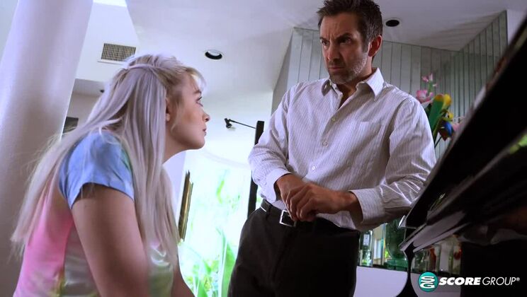 [ScoreGroup] - Annie Archer’s Handjob and Deepthroat Combo - Annie Archer