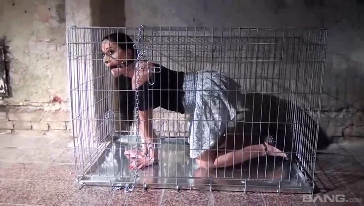 Clair Brooks Gets Her Tits And Arms Bound