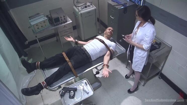 Casey Calvert's Dirty Encounter with Xander Corvus