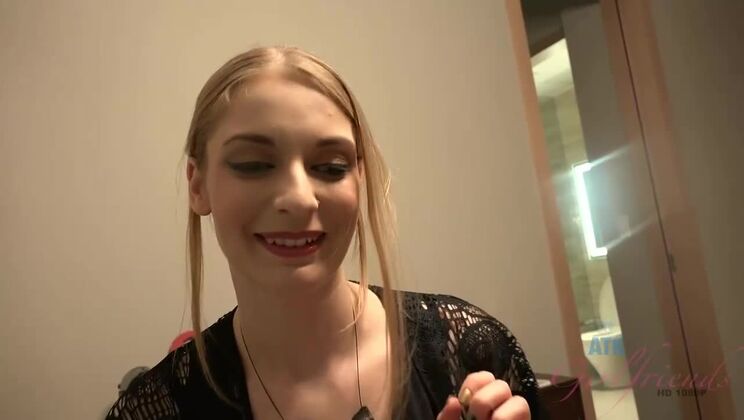 POV Creampie with Blonde Bombshell Ela Darling