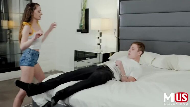 Face Full of Cum for Hairy Pussy