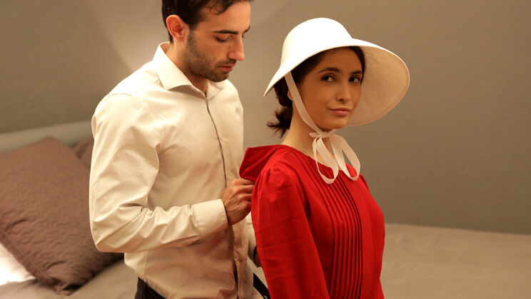 [NubilesET] - Fair Skin, Big Cock, and a Blowjob - S2:E5