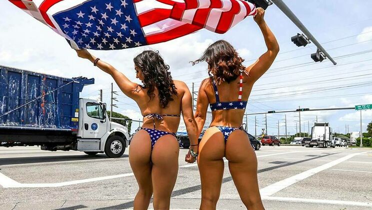 Hot Threesome with Kelsi Monroe & Lilly Hall Fucking Peter Green