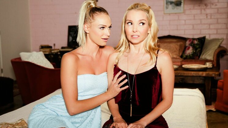 [Mommy'sGirl] - Mom's Mystery Job is a MILF Fantasy - Emma Hix - Aaliyah Love