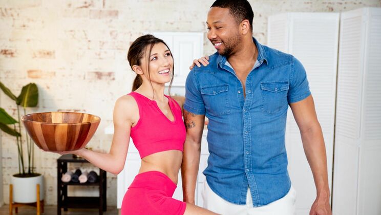 Amateur Gets Fucked Interracially