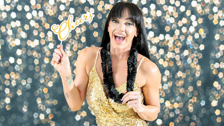 [MYLF] - New Decade, Same Lust - Peter Green - Leila LaRocco