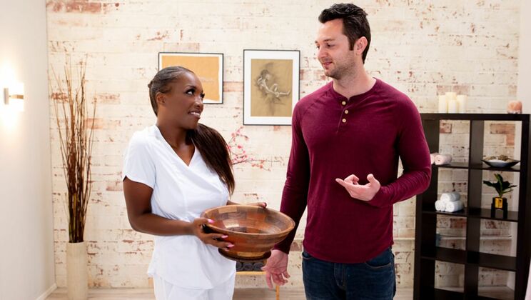 Big Tits Daya Knight Takes Load on Her Chest