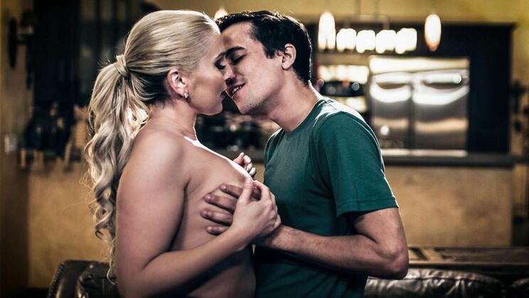 Blowjob from Stepmom and Friend