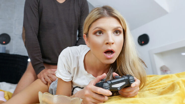 [ExxxtraSmall] - Petite Gamer Girl Thomas Stone