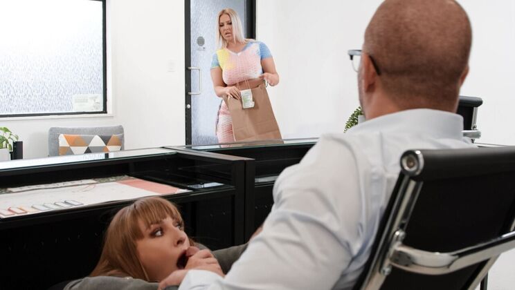 [Brazzers] - Big Tit Blonde Secretary Gets Fucked