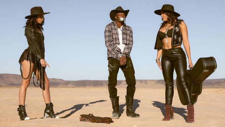 [Brazzers] - Desperada's Outdoor Interracial Adventure