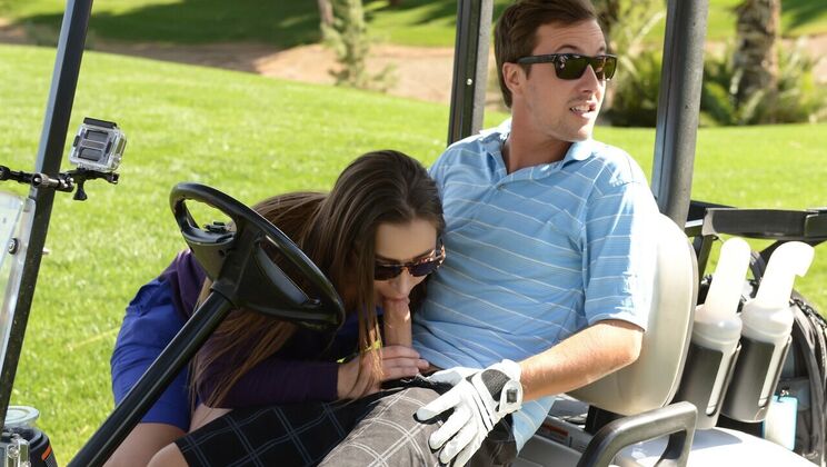 [Brazzers] - Sporty Dani Loves to Fuck - Dani Daniels - Jessy Jones