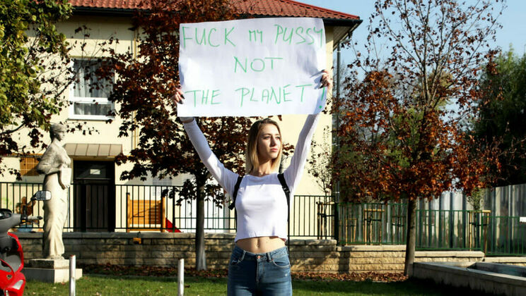 [ClubSweethearts] - Blowjob for Me, Not for the Earth!