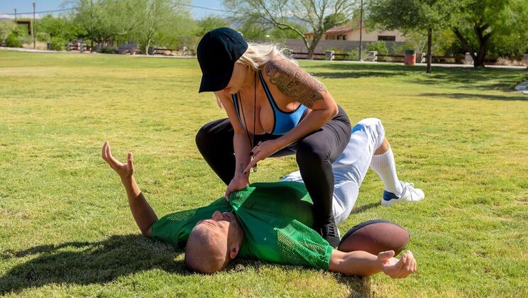 [Brazzers] - Nina Elle's Outdoor Titty Fuck Temptation