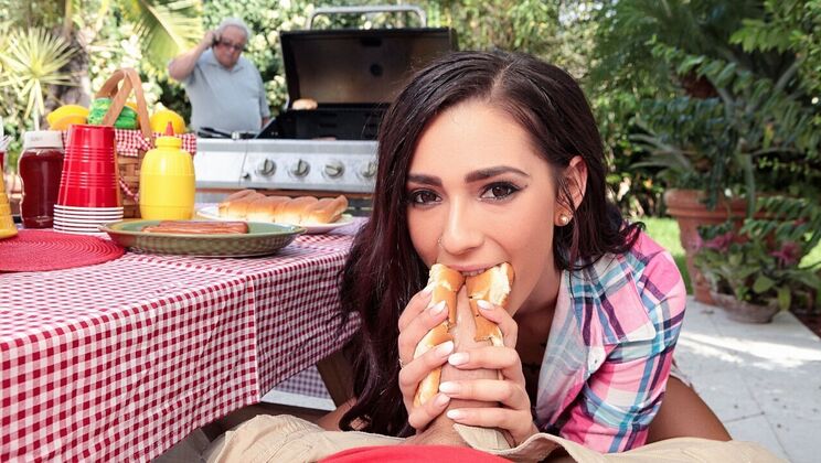 [SneakySex] - Outdoor Seduction on a Park Bench