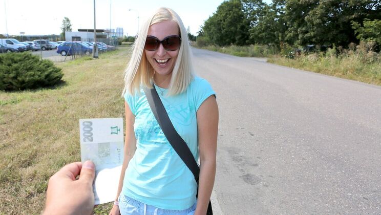 [PublicAgent] - Outdoor Creampie for Hot Blonde Amateur