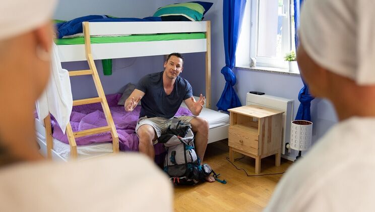 [FakeHostel] - Three's Company: Blowjob Edition