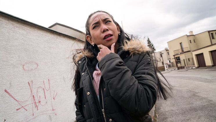 [PublicAgent] - POV Blowjob from Petite Asian Teen - Erik Everhard - Killa Raketa