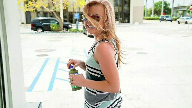 [PublicPickups] - Standing Doggystyle with Levi's Chick