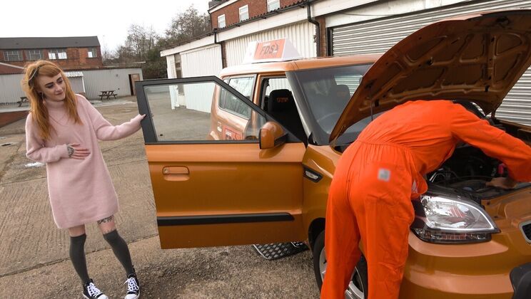 [FakeDrivingSchool] - Small Tits Minx Squirts on Big Dick