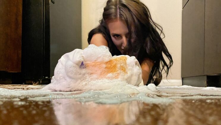 Aubree Valentine's Deepthroat Challenge