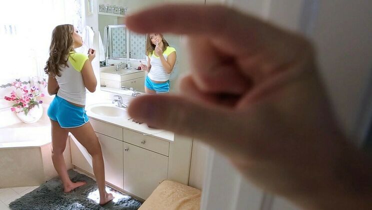 Liza Rowe Small in Size, Big on Rough Sex