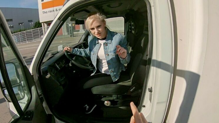 [StrandedTeens] - Visconti Gets Trucked - Erik Everhard - Rossella Visconti